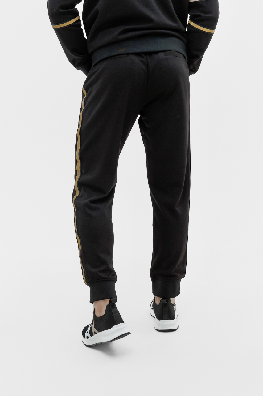 Чорні спортивні штани Armani Exchange